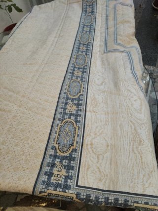 Edredón grueso beige y azul