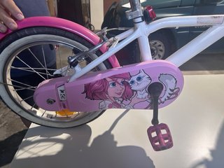 Bicicleta infantil B'TWIN rosa y blanca