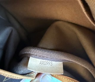 Louis Vuitton Saumur 35 Borsa a Spalla