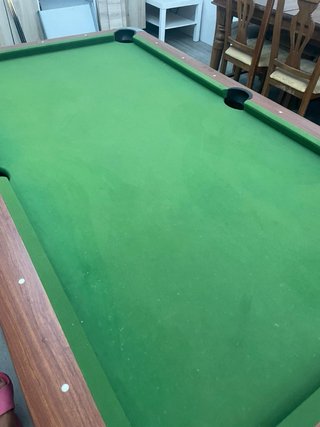 Mesa de billar americana con accesorios