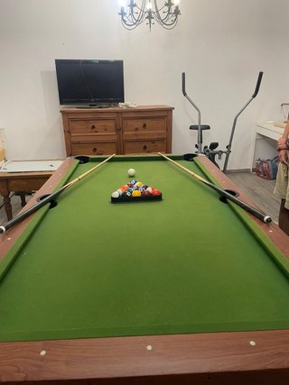 Mesa de billar americana con accesorios
