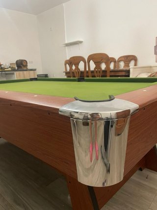 Mesa de billar americana con accesorios