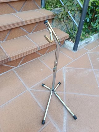 Soporte Pie Bicicleta Cromado