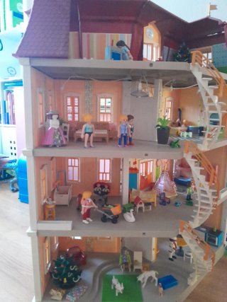 Casa de muñecas PLAYMOBIL