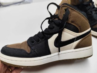 Nike Air Jordan 1 Mid SE Olive