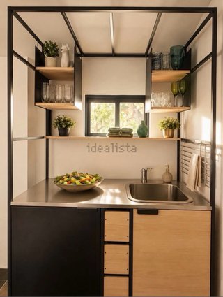 Alquilo casa independiente con jardín privado