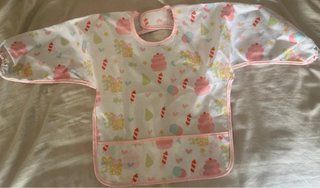 Baberos manga larga con estampado de conejos