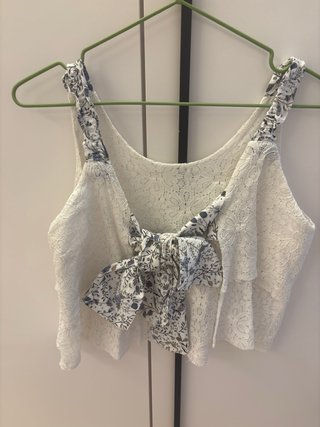 Top tirantes blanco encaje