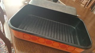 Bandeja para horno naranja y negra