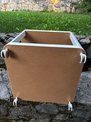 Tavolino IKEA Tingby bianco con rotelle