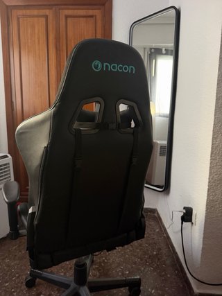 Silla Gaming Nacon Negra y Turquesa