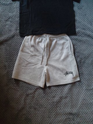 Conjunto Stussy Camiseta y Pantalón Corto