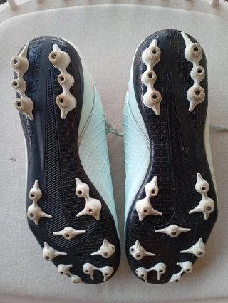 Scarpe da calcio multitacco Nike taglia 43