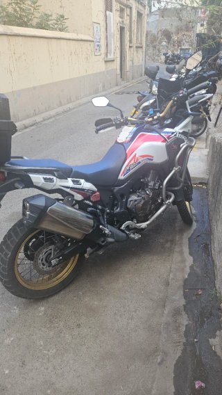 Honda Africa Twin Adventure Moto