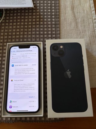 iPhone 13 512GB Medianoche