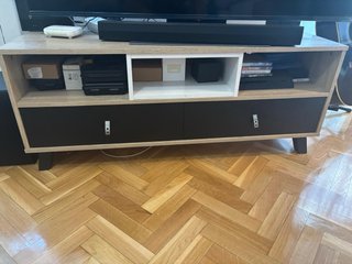 Mueble TV madera y negro