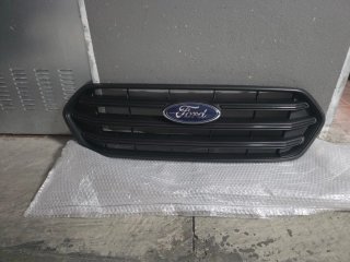 Parrilla Ford Custom Original Negra