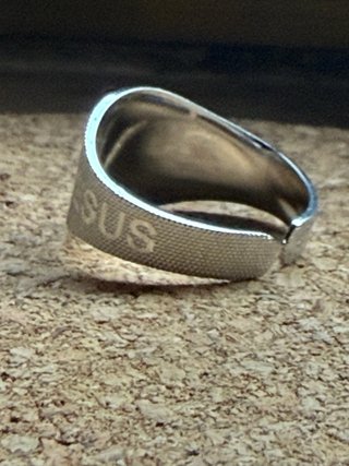 Anello San Benito in Acciaio Inossidabile Aperto