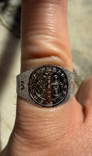 Anello San Benito in Acciaio Inossidabile Aperto