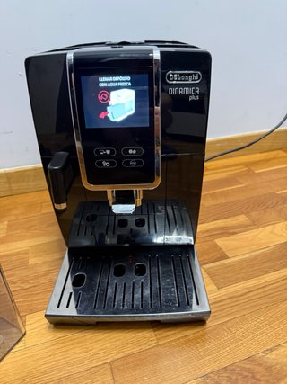 Cafetera DeLonghi Dinamica Plus Automática