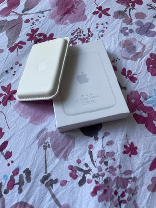 Portacarte apple MagSafe nuovo