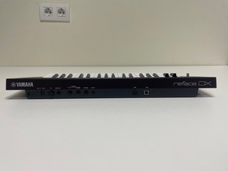 Yamaha Reface DX Sintetizador
