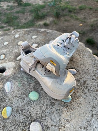 Zapatillas Altra Olympus 6 Beige/Gris
