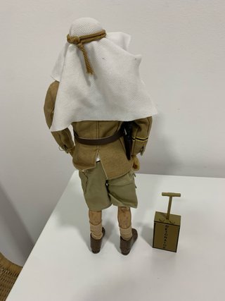 Figura Geyperman custom militar desierto
