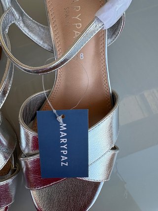 Zapatos tacón plateados Marypaz Talla 38