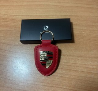 Llavero Porsche Rojo Cuero Nuevo con caja