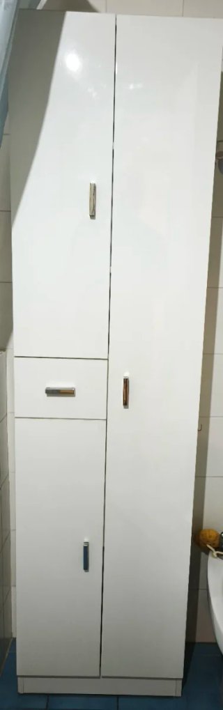 Armario de lavabo blanco