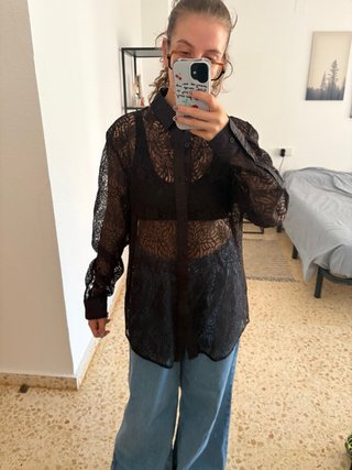 Camisa de encaje negro