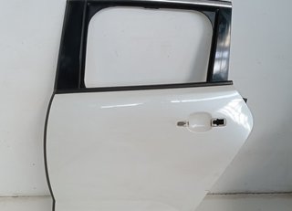 Puerta trasera izquierda peugeot 3008 style 487330