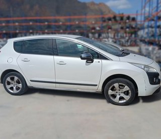Puerta trasera izquierda peugeot 3008 style 487330