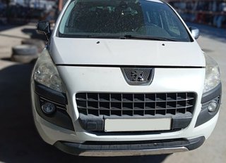 Puerta trasera izquierda peugeot 3008 style 487330