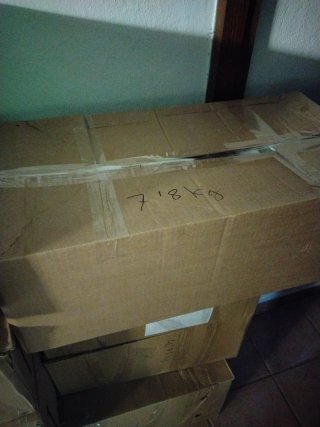 Caja de cartón 718 kg