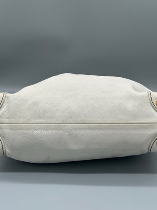 Borsa Miu Miu Pelle Bianca Dettagli Oro