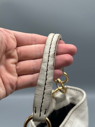 Borsa Miu Miu Pelle Bianca Dettagli Oro
