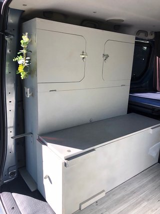 Furgoneta opel vivaro camperizada