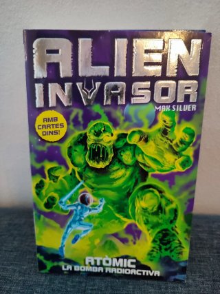 Lote de tres libros infantiles / juveniles
