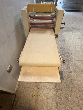 Laminadora de masa profesional
