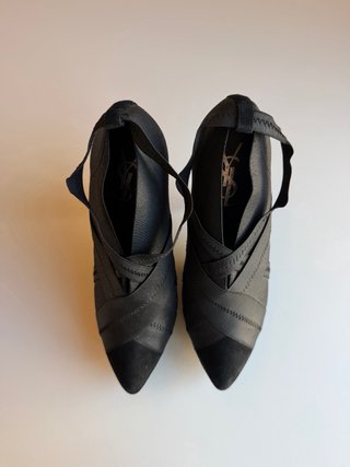 Tacones YSL Negros Talla 38.5