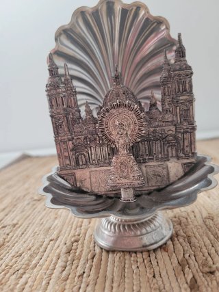 Figura Concha Santiago Virgen del Pilar Metal
