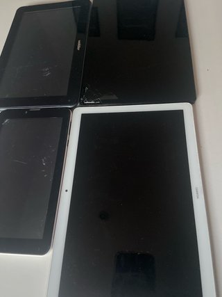 Lote 17 móviles y 7 tablets