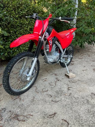 Honda CRF 125F Motocross Roja