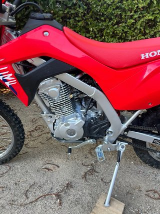 Honda CRF 125F Motocross Roja