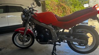 Suzuki GS500E Roja
