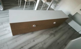 Mueble TV blanco y madera