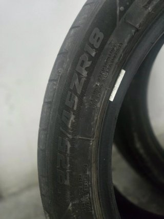 Neumáticos 225/40 R18 4025 año