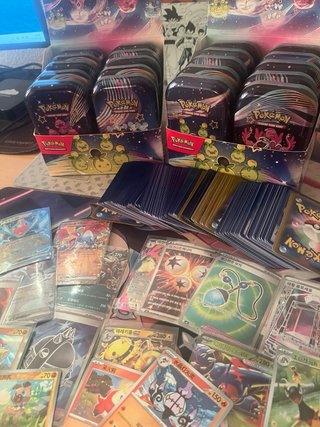 Tins PAF 10 Cartas Pokémon + 1 foil/ex/item/ar